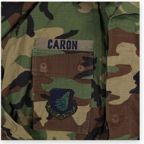 USAF Field Jacket Mens Medium Short Green Woodland Camo Cold Weather Patches SGT - Picture 14 of 16